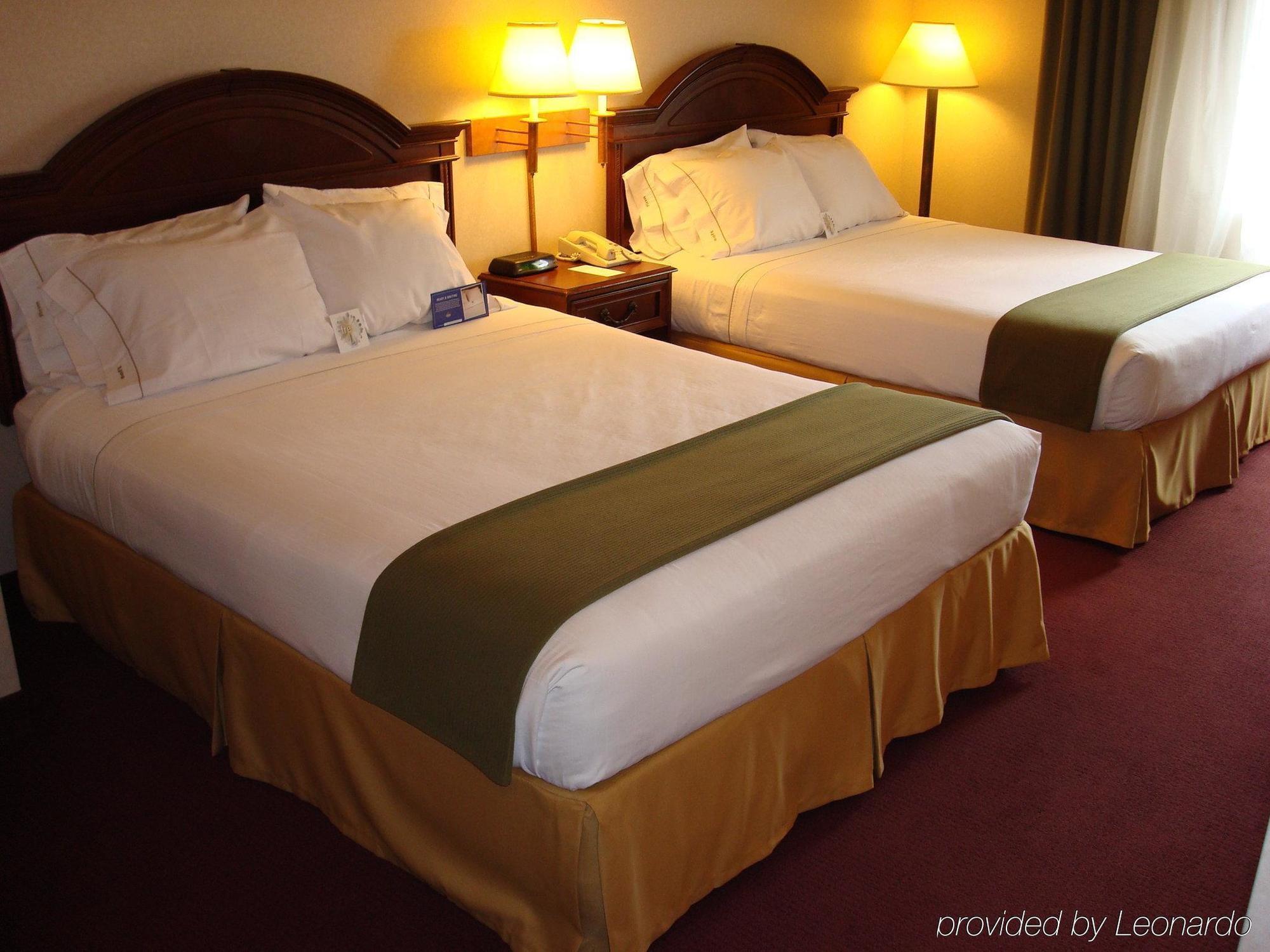 Holiday Inn Express Hotel & Suites Eagle Pass By Ihg Zimmer foto