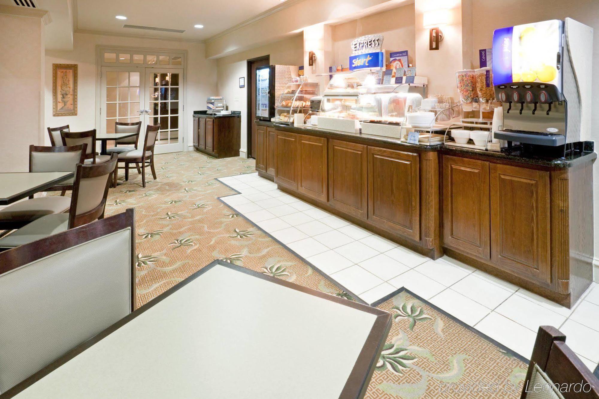 Holiday Inn Express Hotel & Suites Eagle Pass By Ihg Restaurant foto